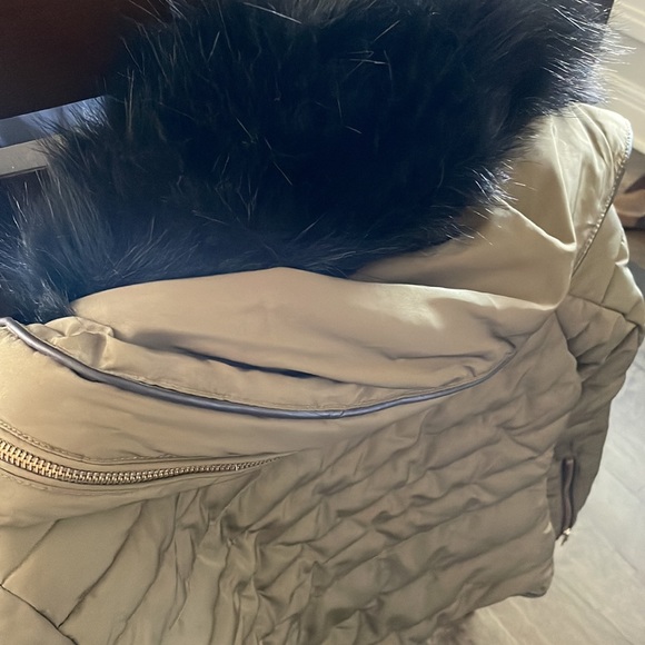 Zara down jacket - Picture 7 of 9